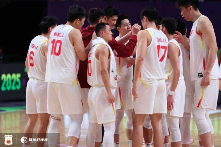皇冠体育官网-淘汰新西兰中国男篮时隔10年再进亚洲杯决赛 决赛对手待定