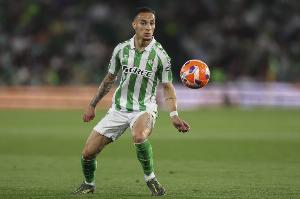 皇冠体育代理平台-安东尼:右脚不是我的惯用脚&这种进球很少见 次回合我们仍需获胜