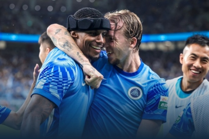 皇冠体育代理平台-新帅新援新气象!新鹏城换帅后4-0大胜止三连败,新援韦斯利戴帽