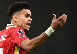 记者:预计拜仁即将为签迪亚斯提出新报价,约为7500万欧元