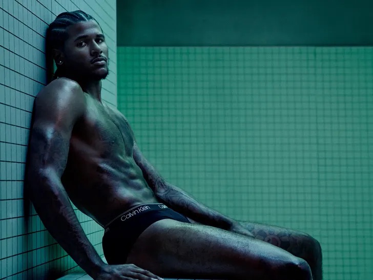 皇冠体育官网-身材如何？TMZ：杰伦·格林成为知名内衣品牌代言人