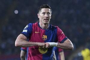 每体:莱万&费兰都在周一加练,下轮西甲选择谁首发将是一大难题