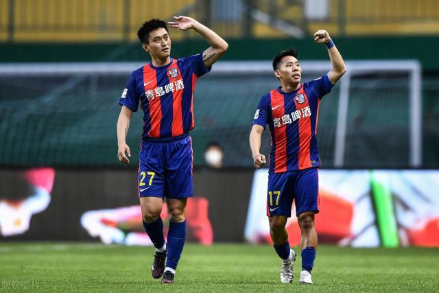 皇冠体育代理平台-朱建荣双响难救主 青岛队防线顽疾让吴金贵也无奈